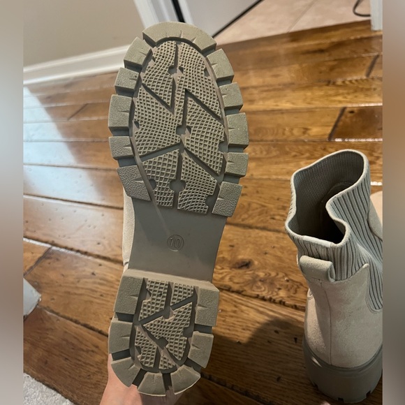Steve Madden Boots - Picture 4 of 5